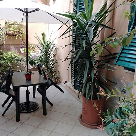 Ferienwohnung Il Piccolo Eden - Private Garden Livorno Exterior foto